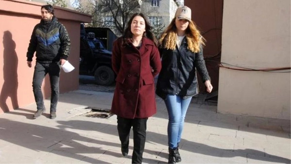 Yüksekova Belediye Başkanı Adile Kozay Tutuklandı
