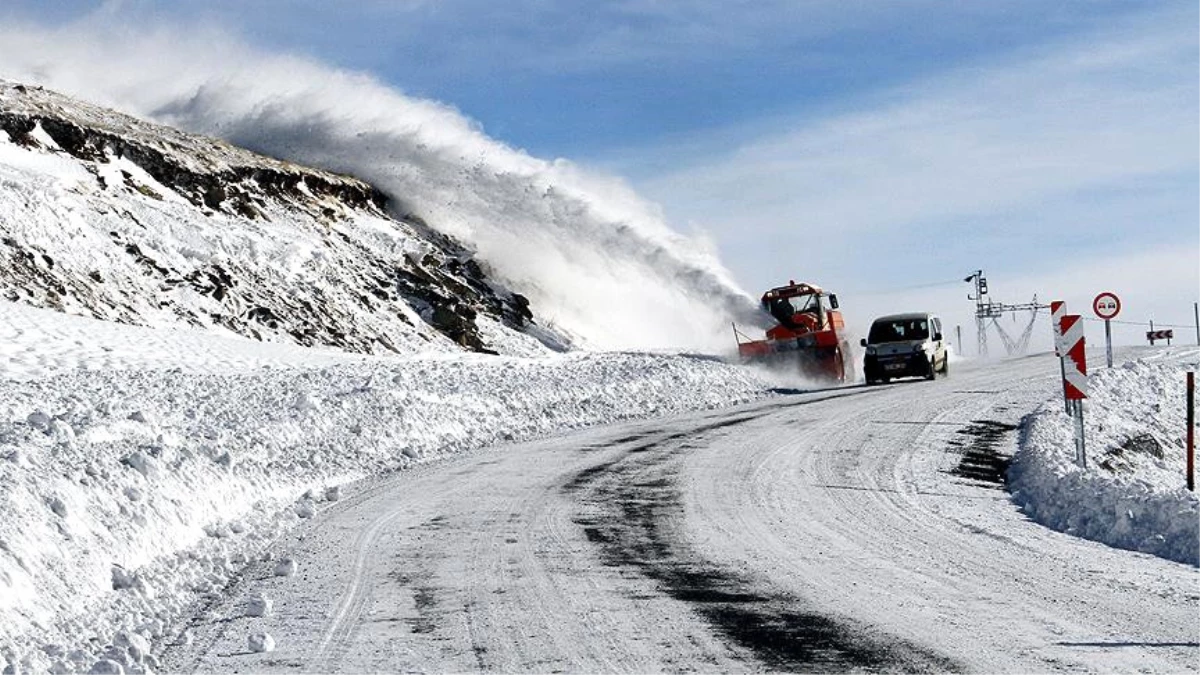 Ardahan-Posof ve Ardahan-Artvin Karayolu Ulaşıma Açıldı