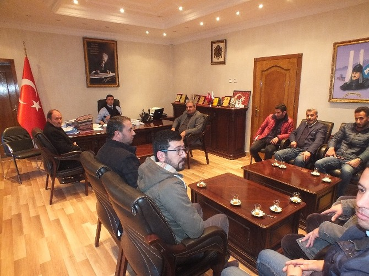 Belediye Başkan Vekili Kırlı, Galericilerle Bir Araya Geldi