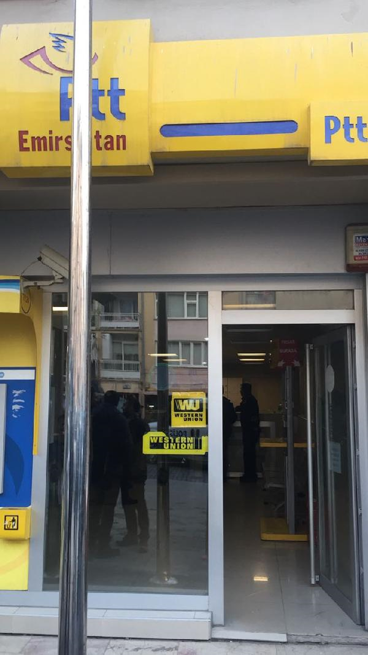 Bursa\'da PTT Şubesinde Silahlı Soygun