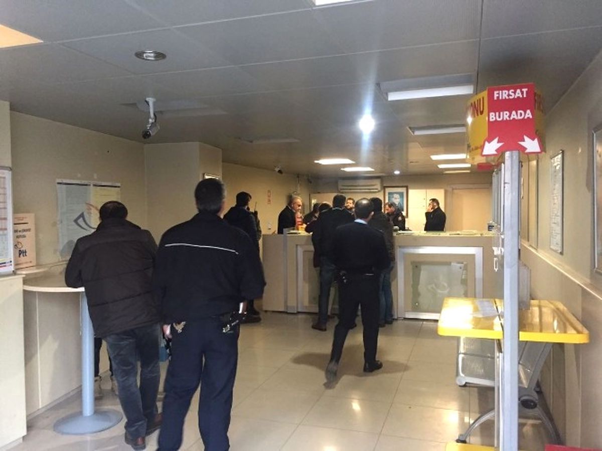 Bursa\'da PTT Şubesine Silahlı Soygun