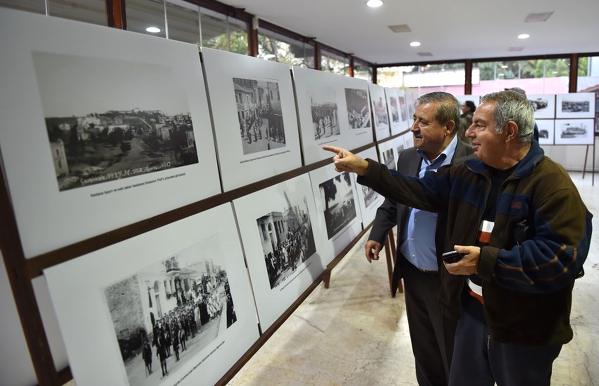 Cumhuriyet Çanakkale\'si Fotoğraf Sergisi Açıldı