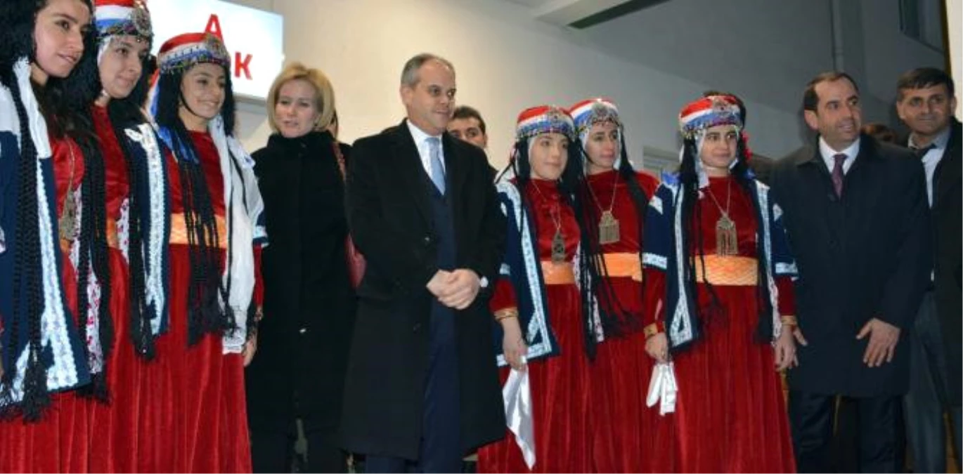 Gençlik ve Spor Bakanı Kılıç, Diyarbakır\'da