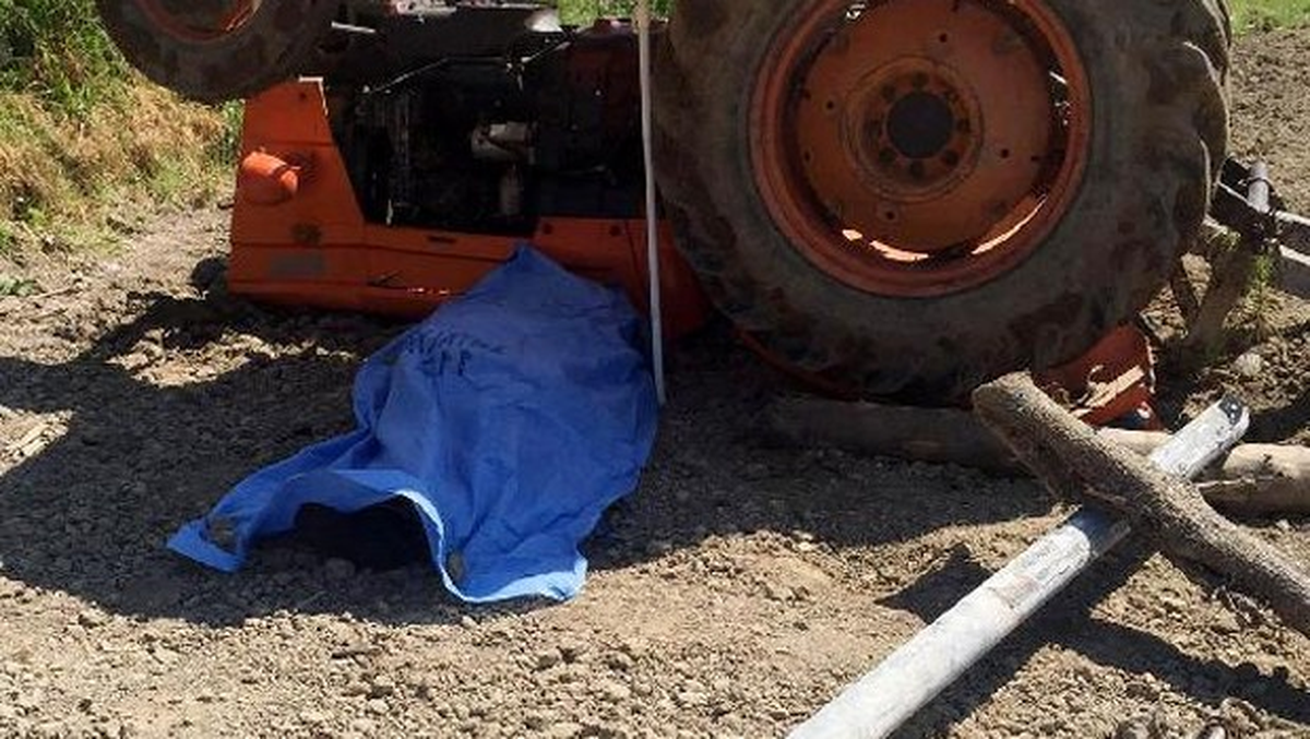 Manavgat\'ta Traktör Devrildi: 1 Ölü