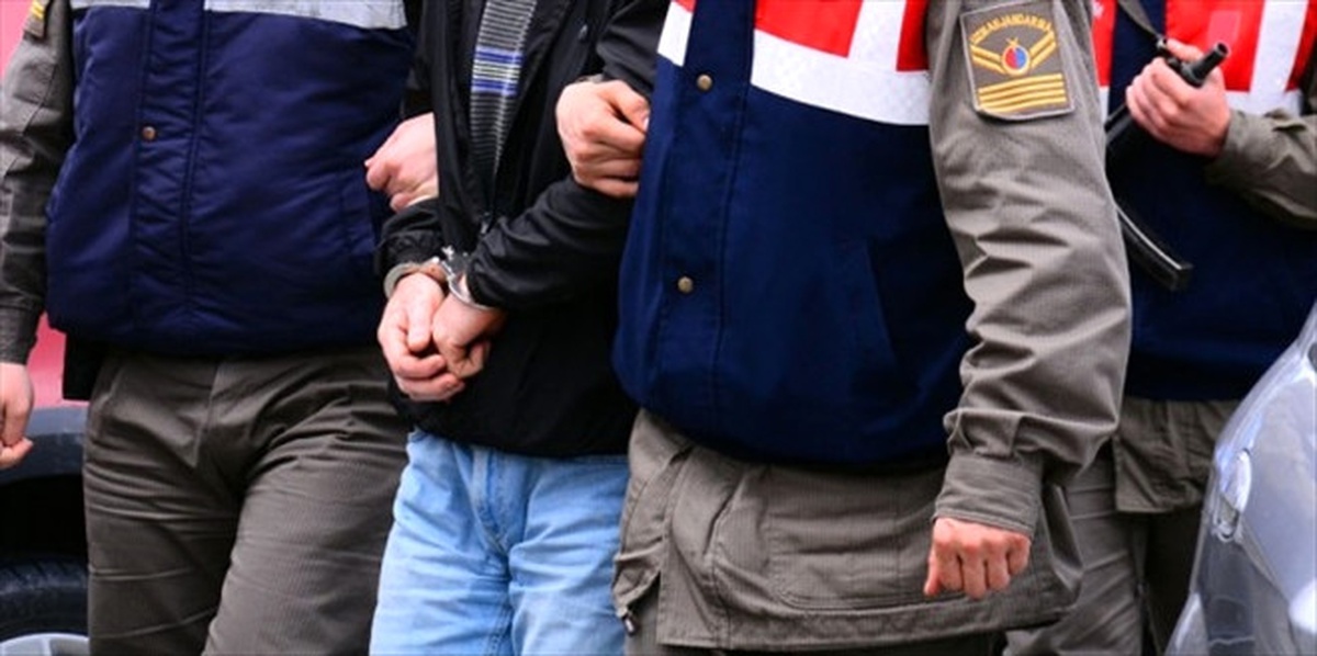 Manisa\'da Fetö\'den 5 Kişi Yakalandı