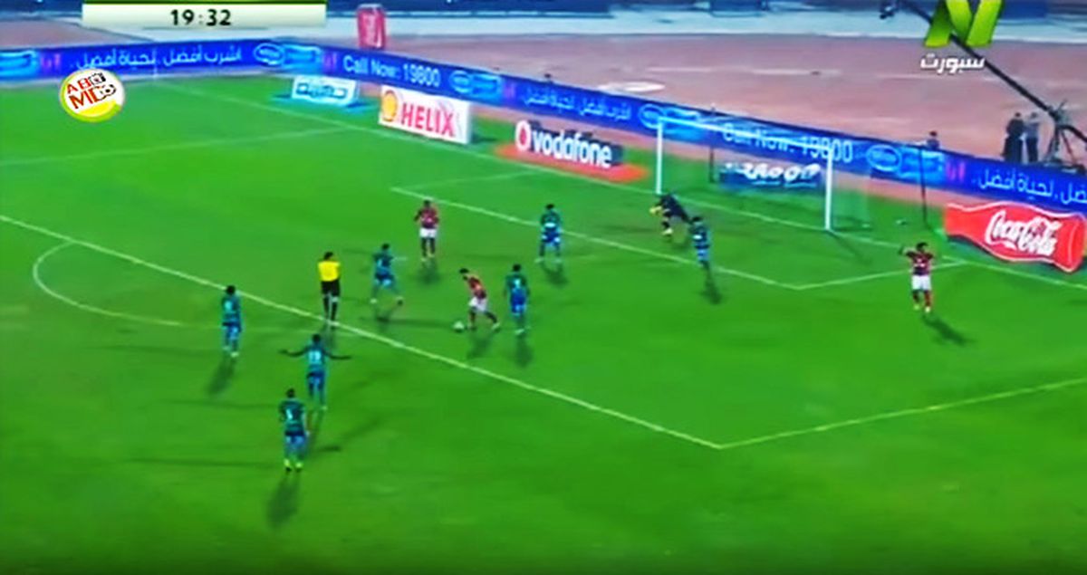 Mısır Ligi'nde Hakemin Penaltı Kararı Şaşkına Çevirdi