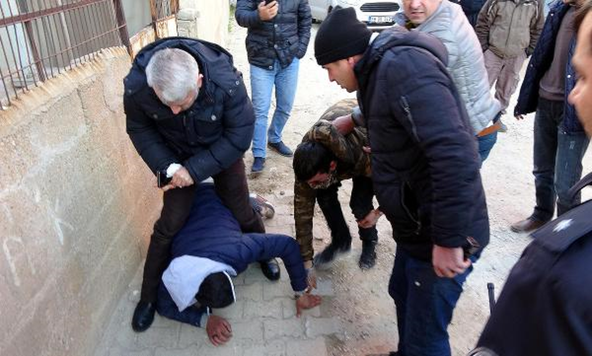 Polisten Kaçan Hırsızlar Yakalandı