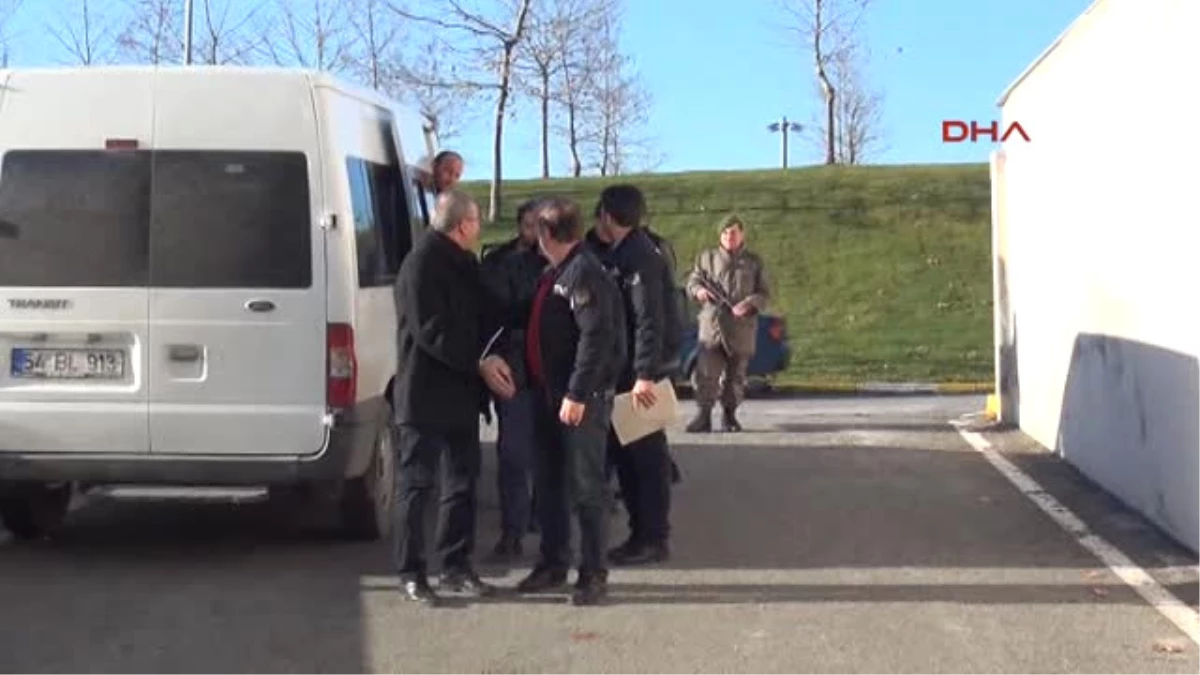 Sakarya\'da Fetö Gözaltısında 5 Kişi Adliyeye Sevk Edildi