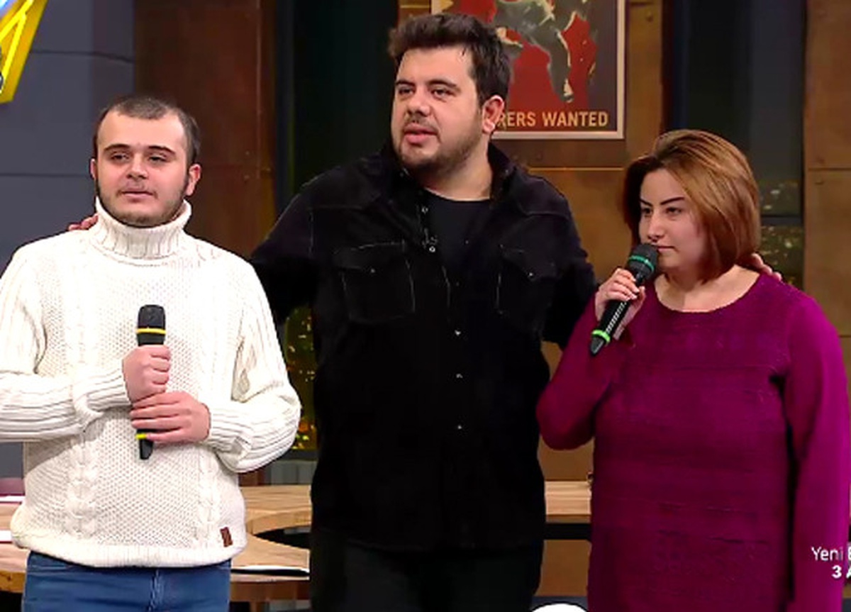 Ses Efekti\' Skecinde Tüm Sesleri O İki Seyirciden!