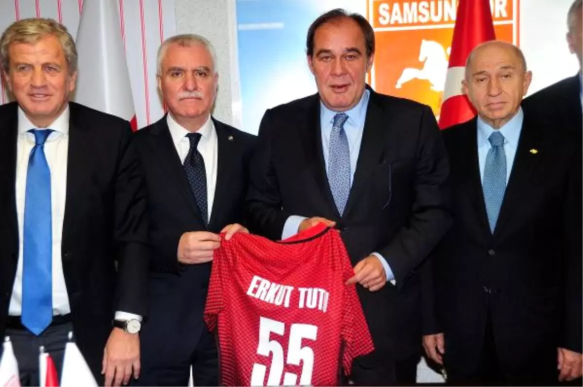 Tff Başkanı Demirören, Samsunspor\'u Ziyaret Etti