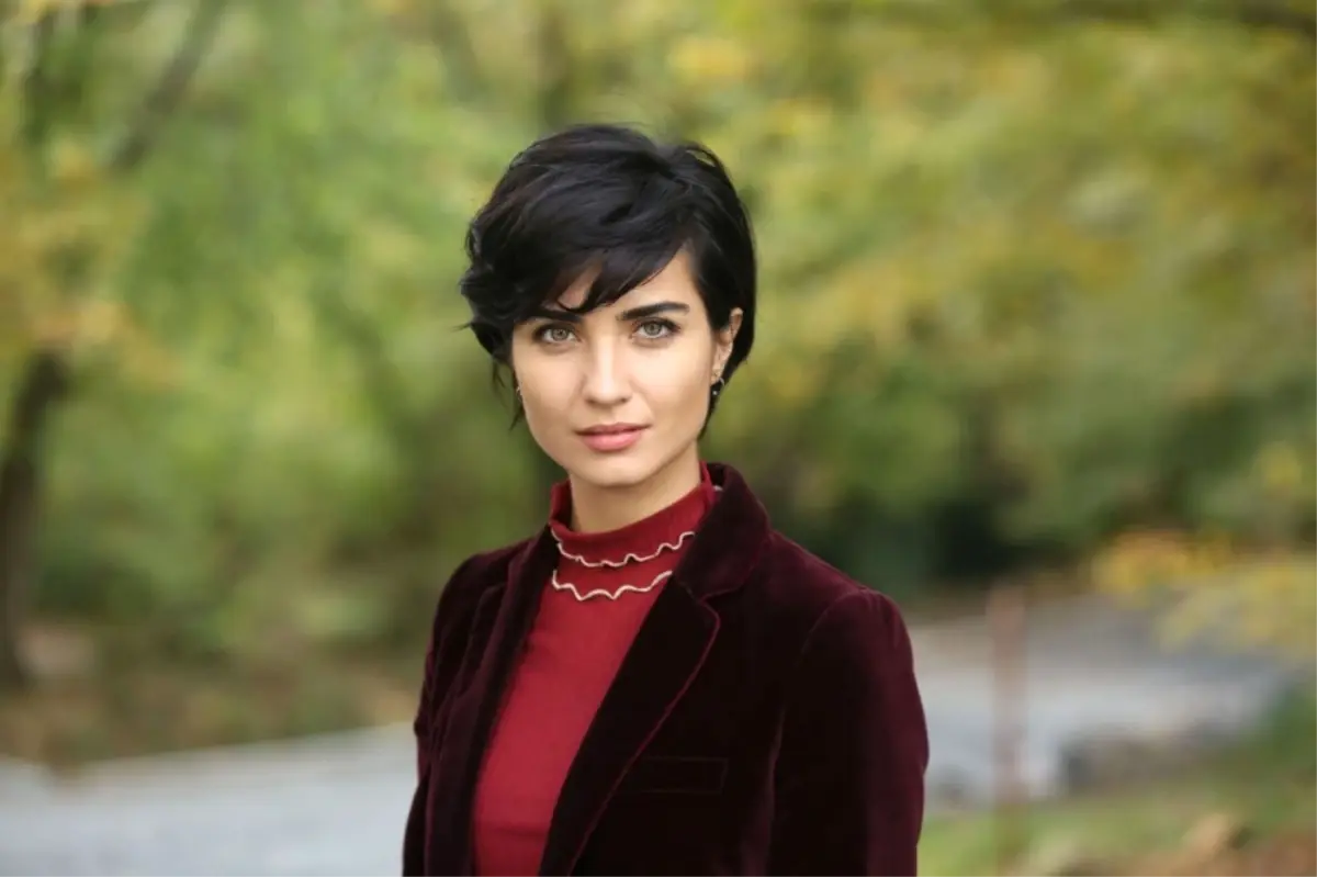 Tuba Büyüküstün Kimdir? Neden Arapların Gözde İsmi Oldu?