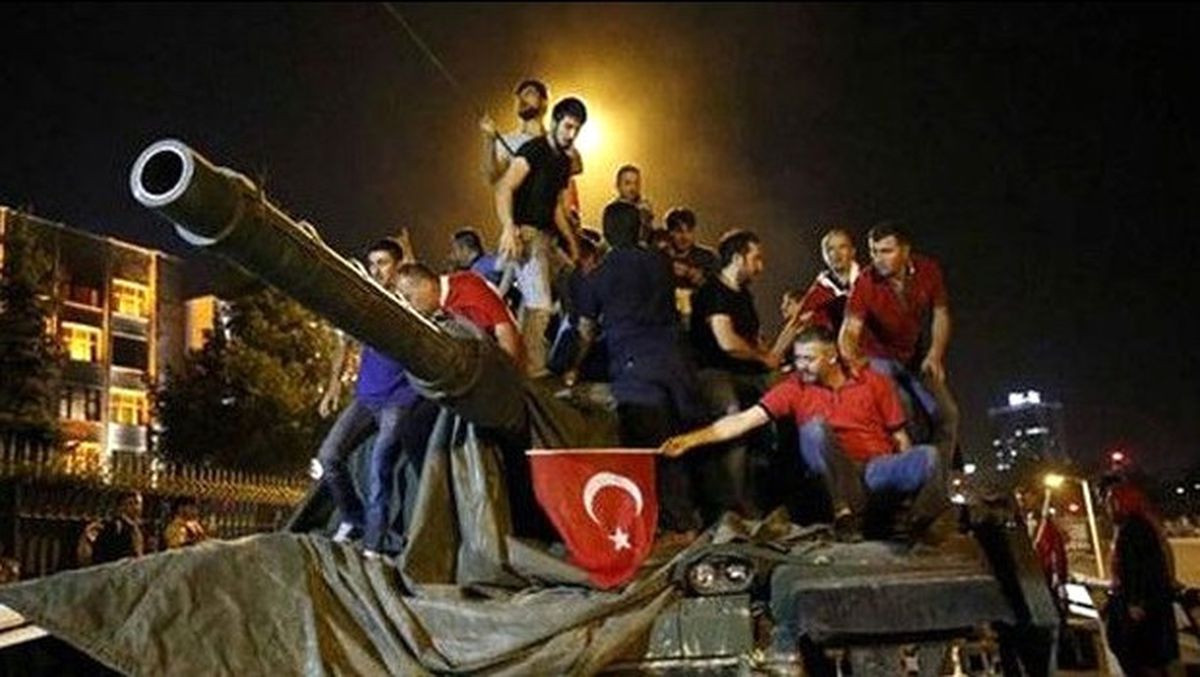 Turkcell\'den "15 Temmuz Dayanışma Kampanyası"Na Destek