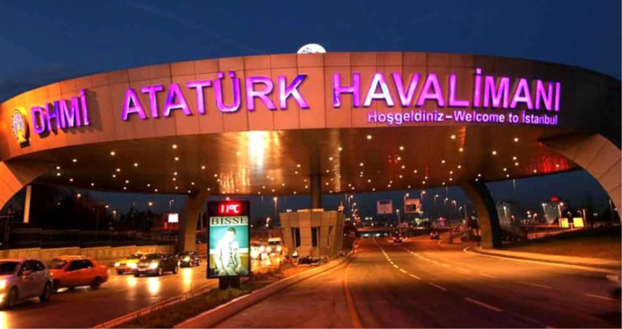 Türkiye Almanya\'ya Karşılık Verdi! 4 Diplomat 2 Saat Havalimanında Bekletildi