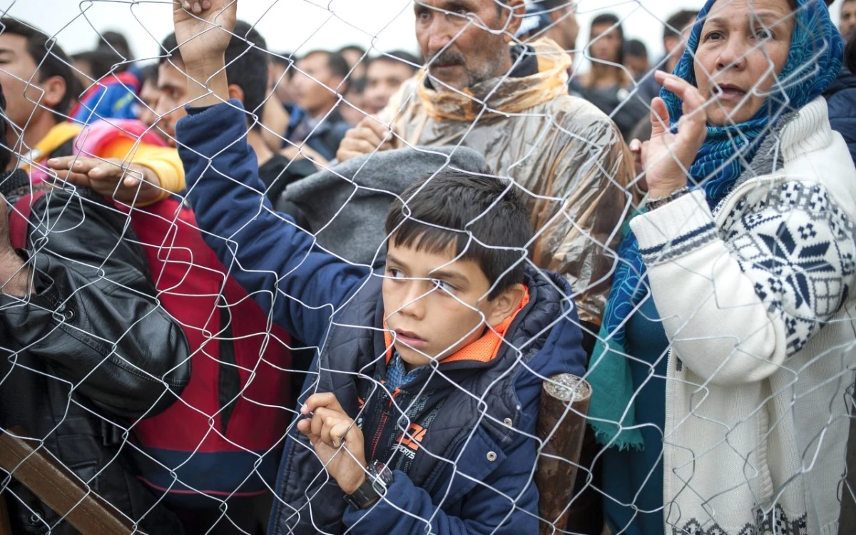 Yunanistan\'da 13 Bin Mülteci Kayıp