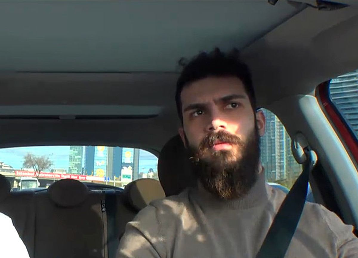 Zeyd'in Arkadaşlığı Erdi'ye Zarar mı Veriyor?