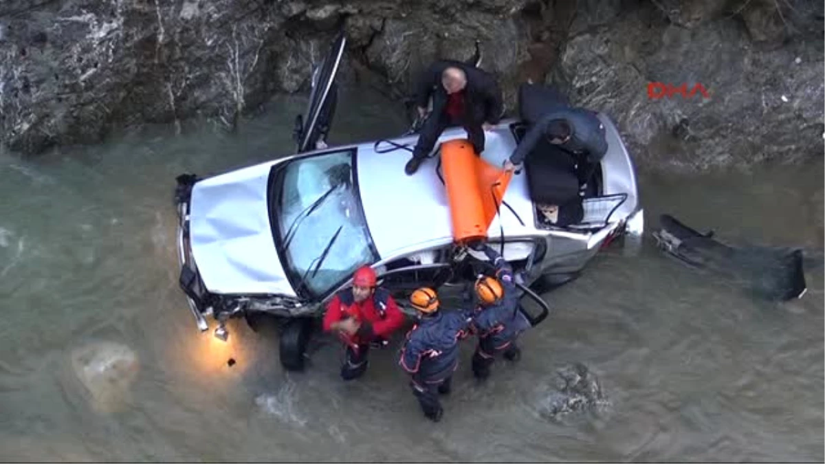 Zonguldak - Deredeki Otomobilin Üzerinde 40 Dakika Kalp Masajı Yapılan Sürücü Öldü