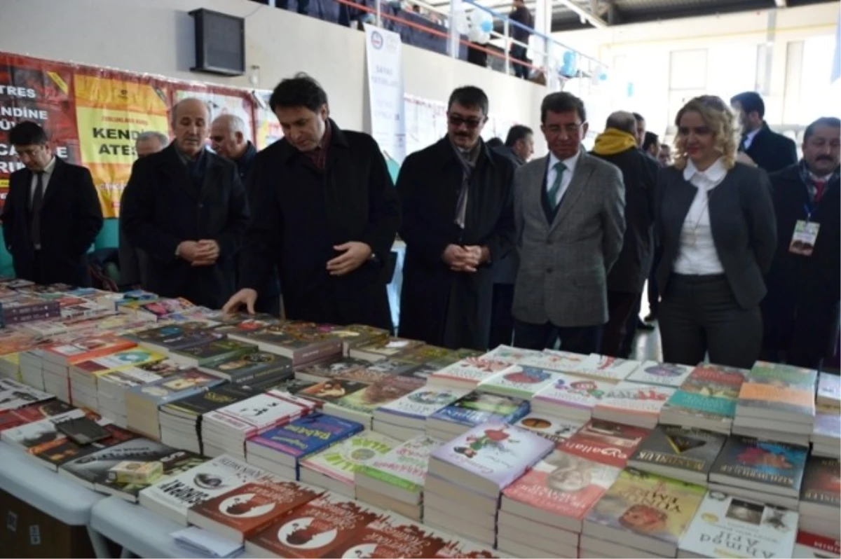 1\'nci Biga Kitap Fuarı Açıldı