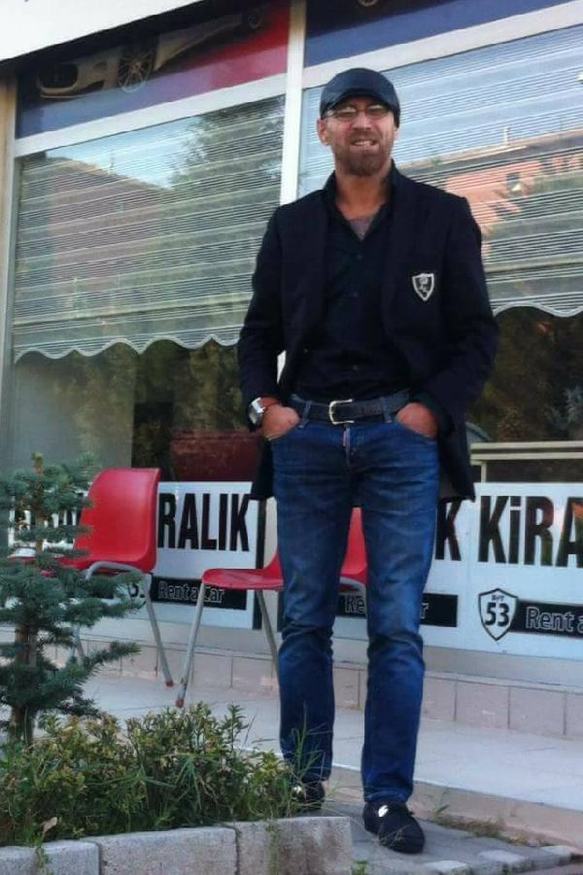 3\'üncü Kattan Düşerek Hayatını Kaybetti