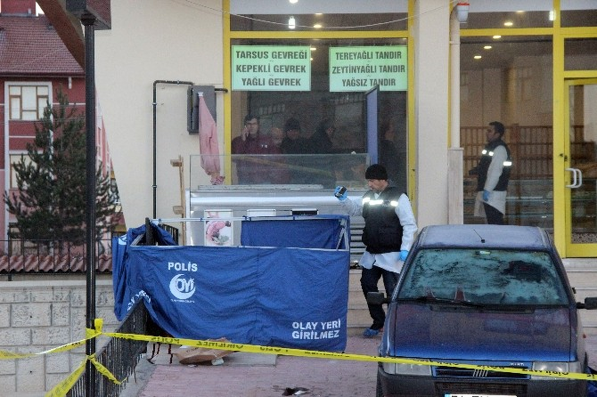 7\'nci Kattan Düşen Gelinini Görünce Sinir Krizi Geçirdi