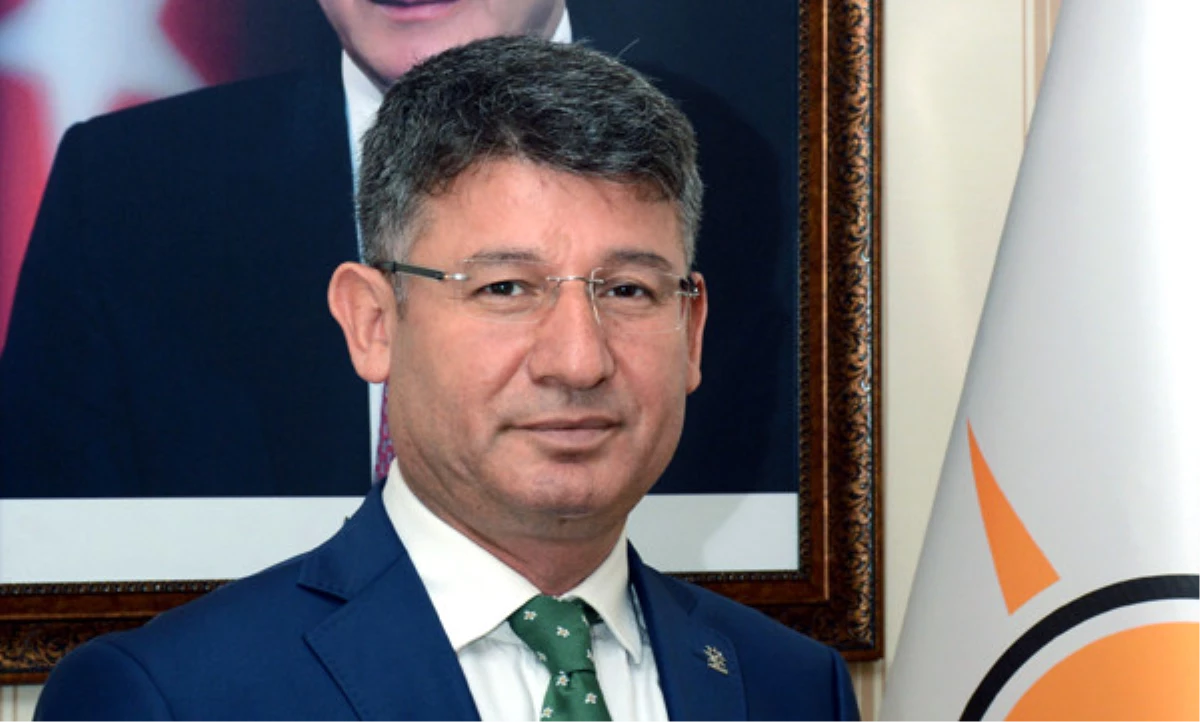 AK Parti Adana İl Başkanı Yeni Baro Başkanı Küçük\'ü Ziyaret Etti