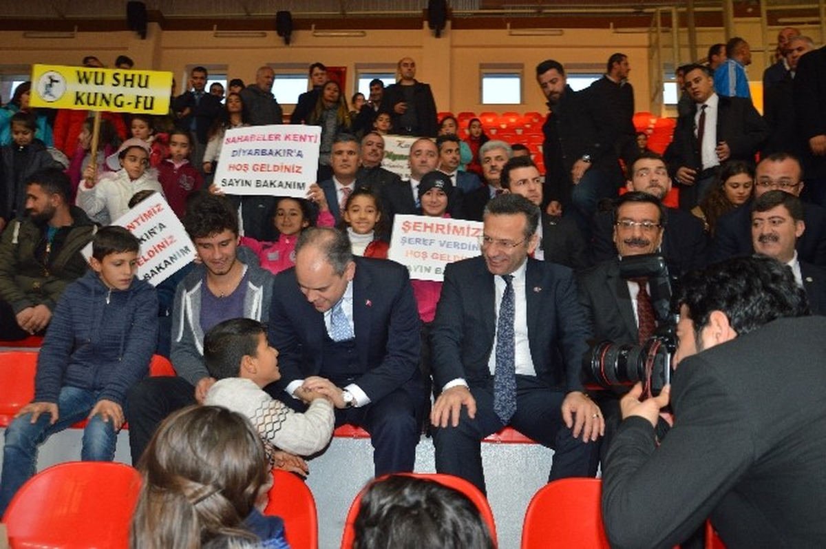 Bakan Kılıç Diyarbakır\'da