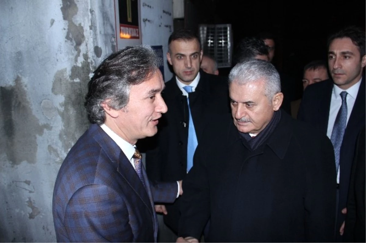Başbakan Yıldırım MHP İl Başkanlığını Ziyaret Etti