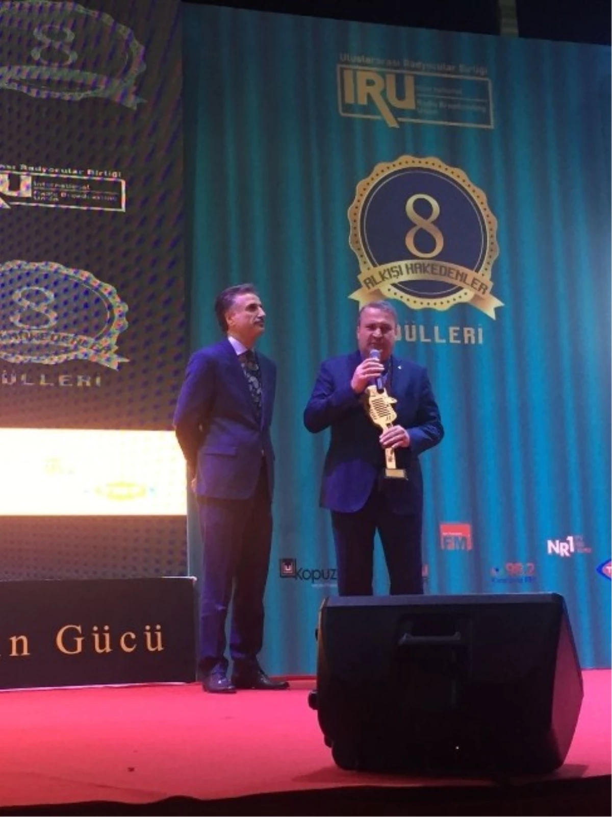 Başkan Çerçi\'ye \'Yılın Projeci Belediye Başkanı\' Ödülü