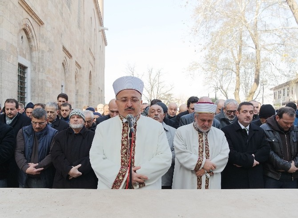 Bursa\'da Halep Şehitleri İçin Gıyabi Cenaze Namazı Kılındı
