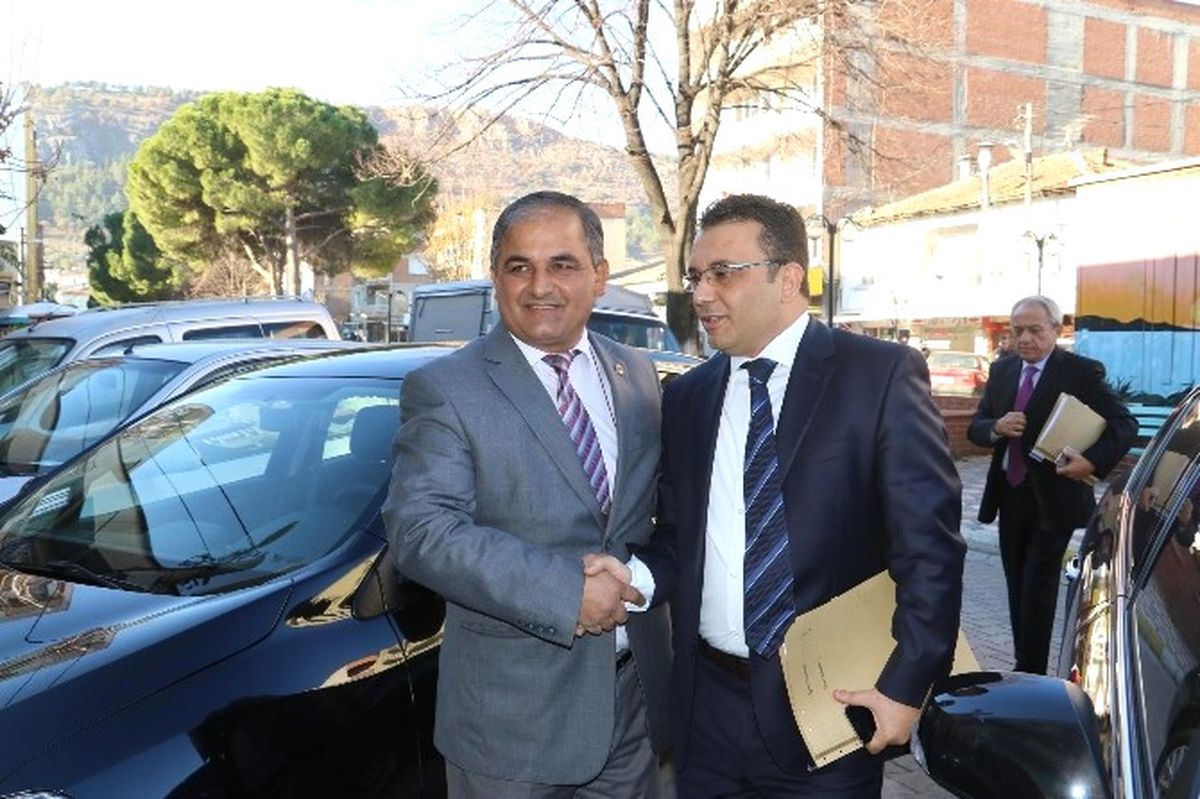 Büyükşehir Gölmarmara\'da İncelemelerde Bulundu