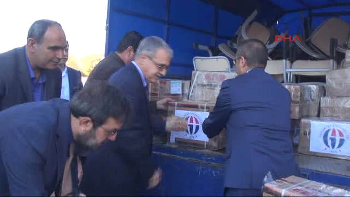 Gaziantep\'ten, Cerablusa 2 Kamyon Kırtasiye