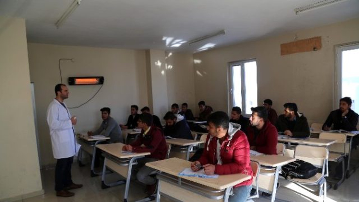 Haliliye Belediyesinin Etüt Merkezine Yoğun İlgi