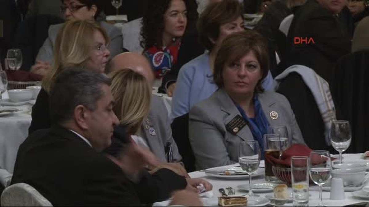 Izmir - CHP Genel Başkan Yardımcısı Böke Geleceğin Siyaseti Sadece Oy Kullanmakla Sınırlı Olmayacak