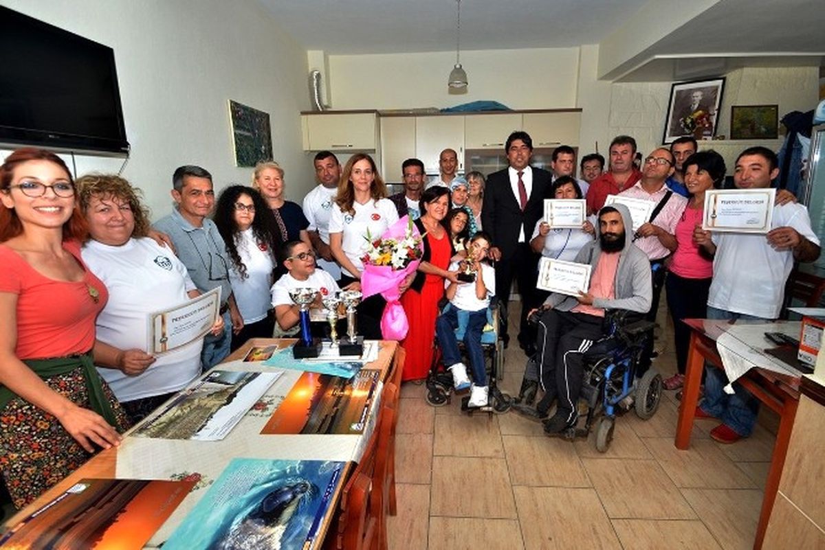 İzmir\'deki Boccia Turnuvalarında Şampiyon Foça