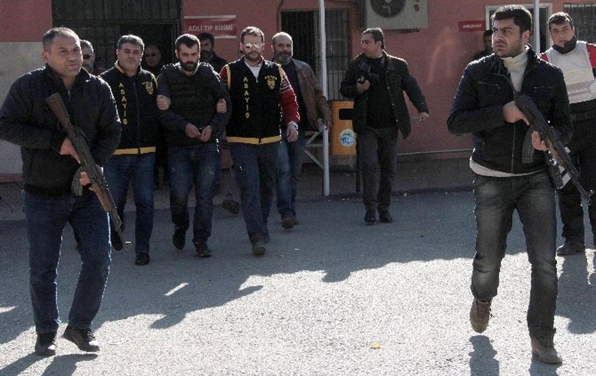 Kaçırıp Evlendiği Eşini Döverek Öldürdü, "Çok Seviyordum" Dedi