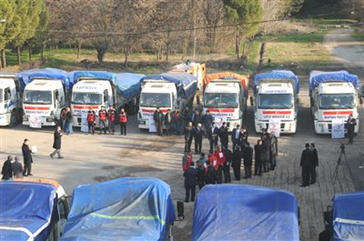 Kahramanmaraş\'tan Suriye\'ye Yardım Konvoyu