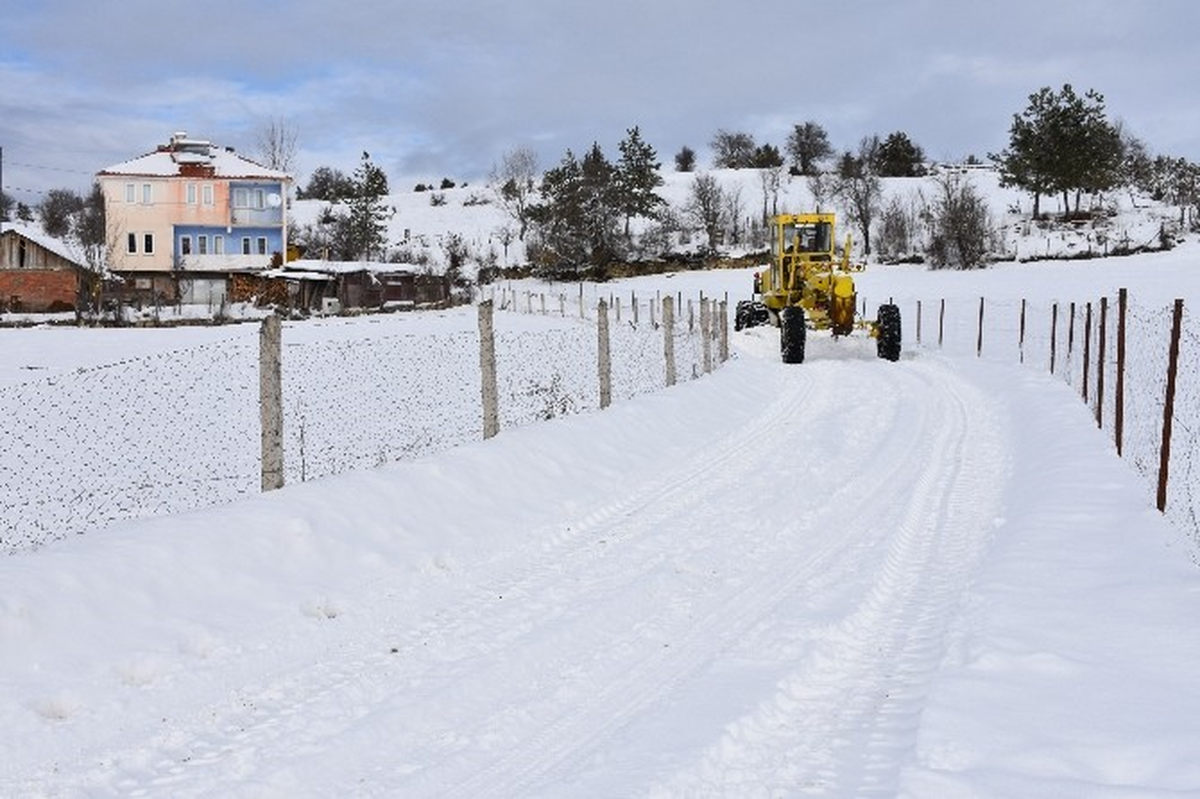 Karabük\'te 28 Köy Yolu Ulaşıma Açıldı