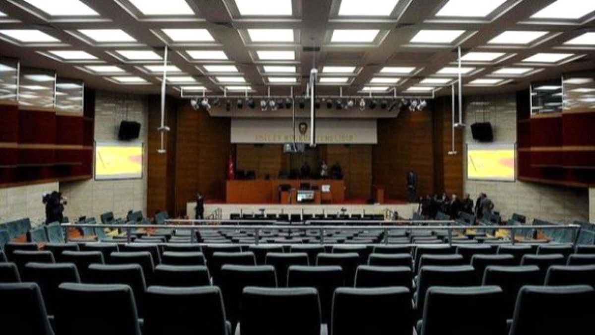 Kocasını Bıçaklayan Kadının Davası