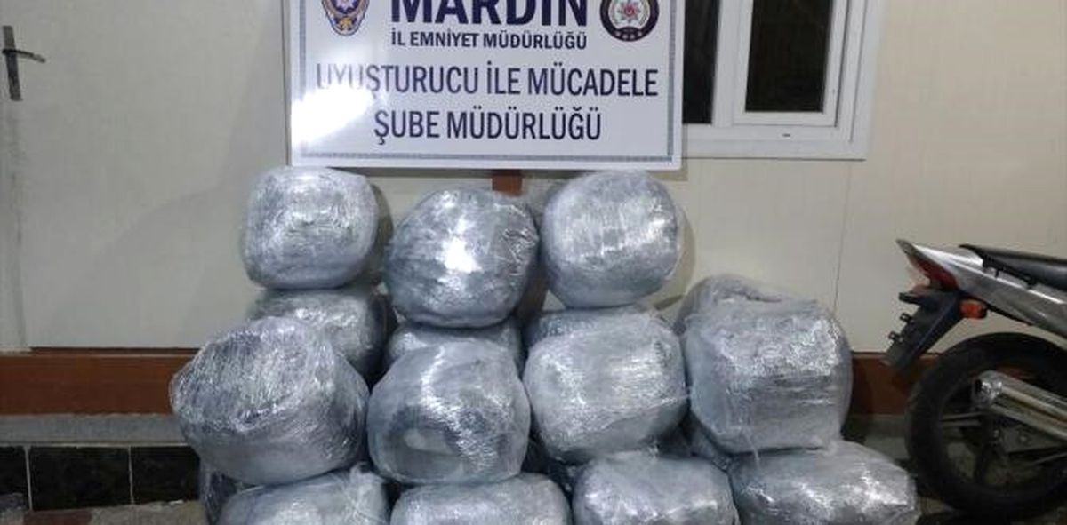 Mardin\'de Bir Otomobilde 198 Kilo Esrar Ele Geçirildi