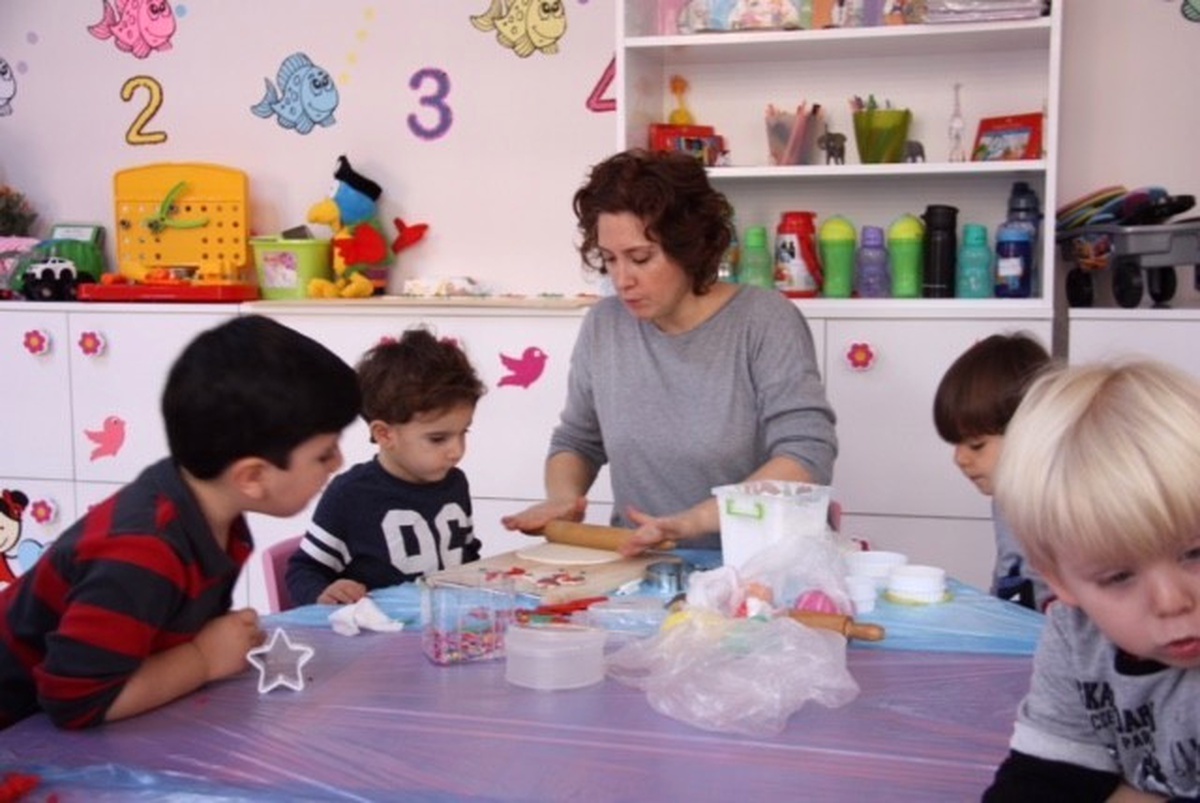 Mutlu Adımlar\' Projesi Miniklerin Ellerinde Hayat Buldu