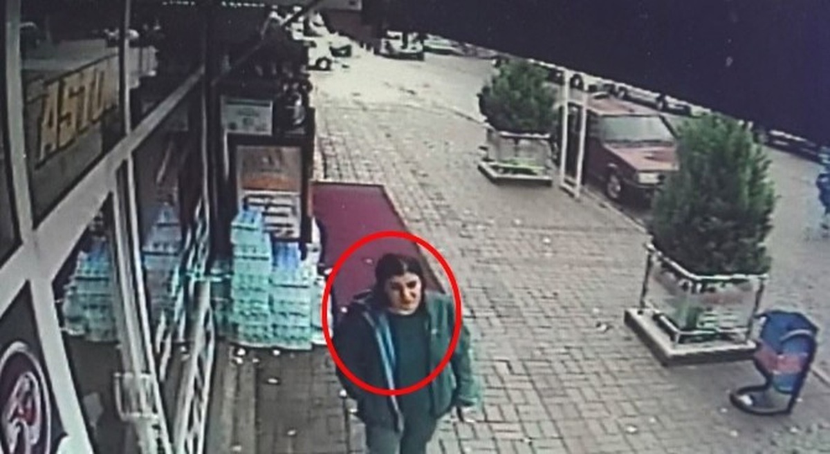 Teröristler Kılıktan Kılığa Girip İzmir\'de Keşif Yapmış