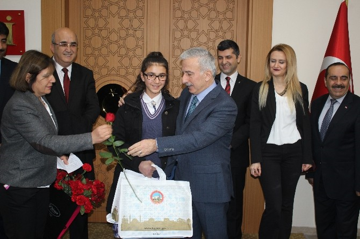 Vali Kamçı İl İnsan Hakları Kurulu Üyelerini Kabul Etti