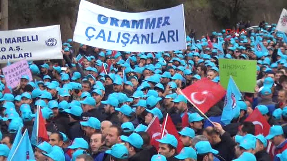 Zonguldak - Erdemir Işçisinden Toplu Iş Sözleşmesi Eylemi