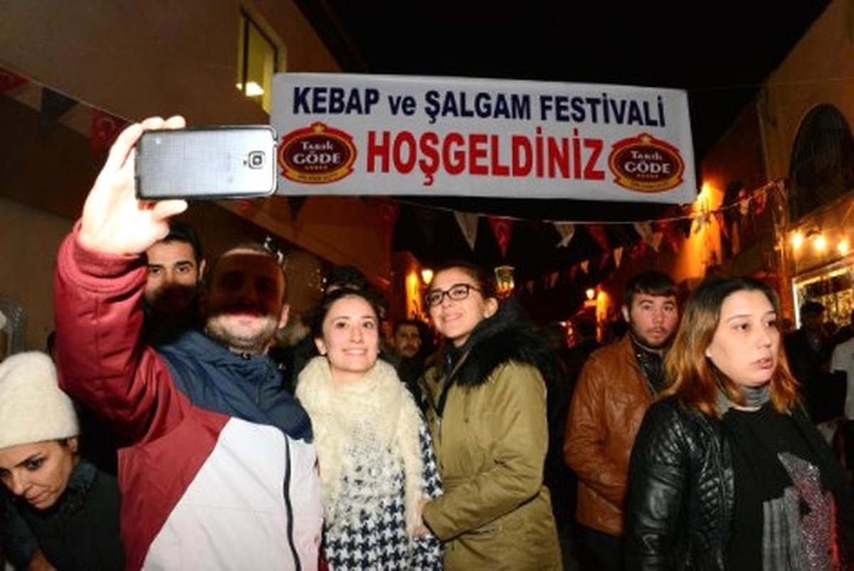 Adana\'da \'Kebap ve Şalgam\' Festivali