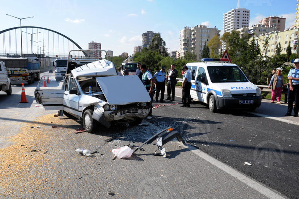 Adana\'da Trafik Kazısı 1 Yaralı