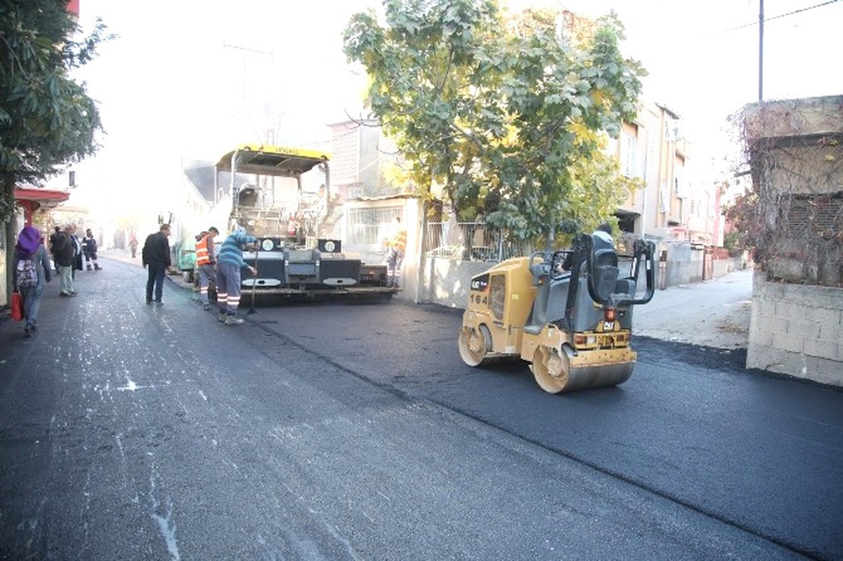 Büyükşehir\'in Asfalt Çalışmaları Sürüyor