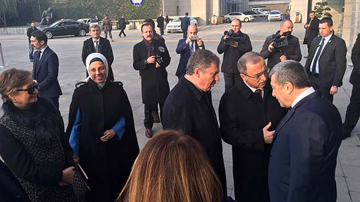 Darbe Komisyonu, İstanbul Emniyet Müdürlüğü\'nü Ziyaret Etti( 1)