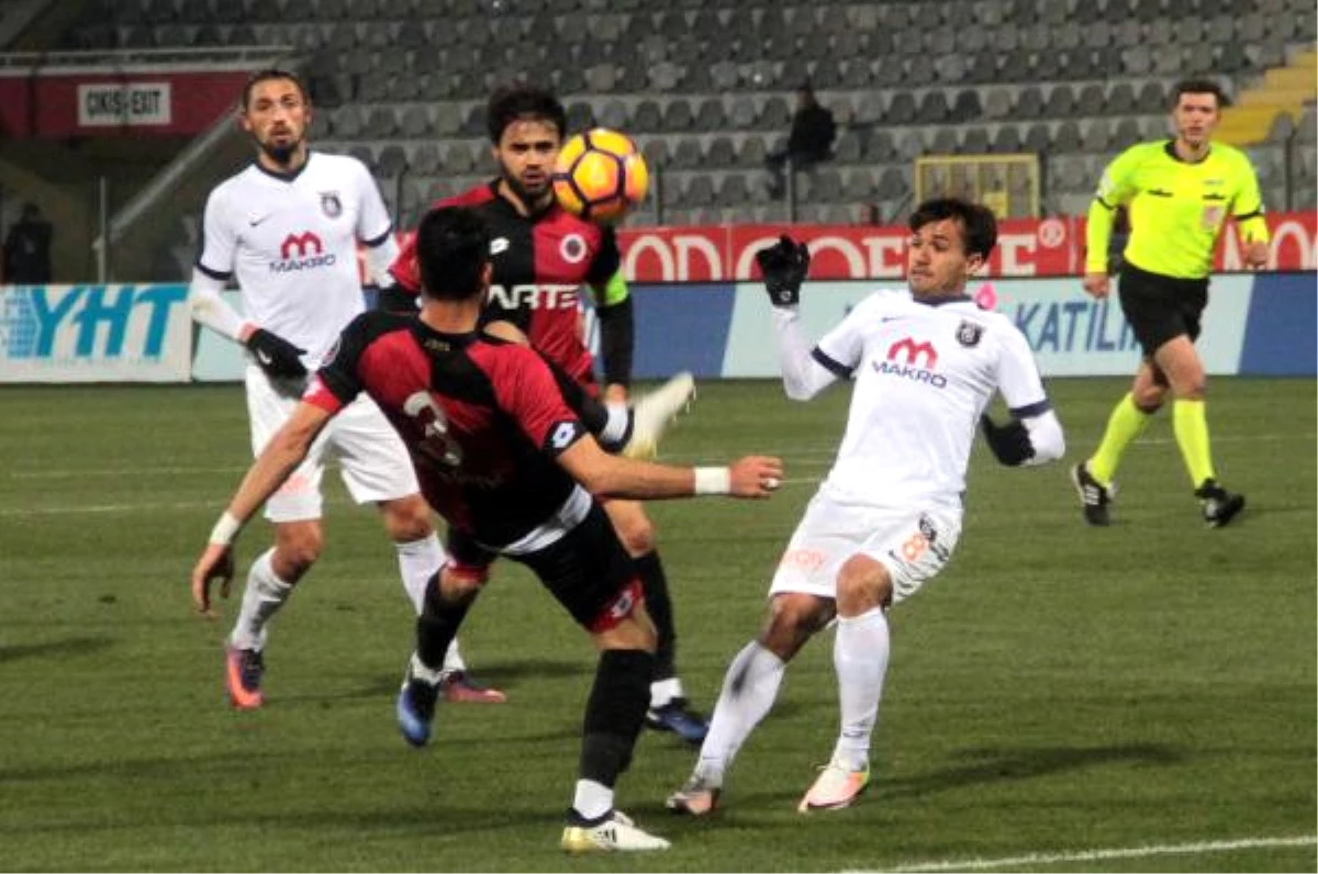 Gençlerbirliği: 0 - Medipol Başakşehir: 0