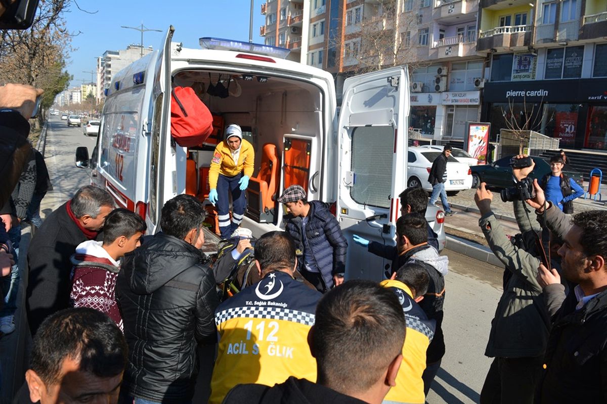 İzmir\'de Trafik Kazası