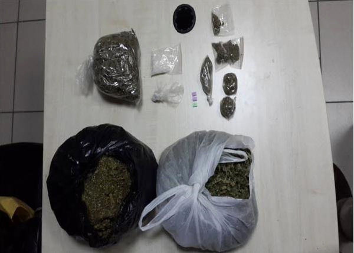 İzmir\'de Uyuşturucu Operasyonu