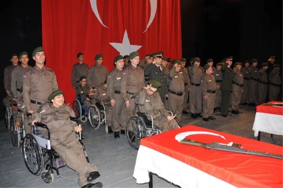 Karaman\'da Engellilerin Bir Günlük Askerlik Heyecanı